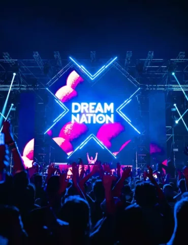 Dream Nation : Une Décennie de Musique Électronique ! Dropzone Frequency. Deep Techno and Tech House Underground music radio.